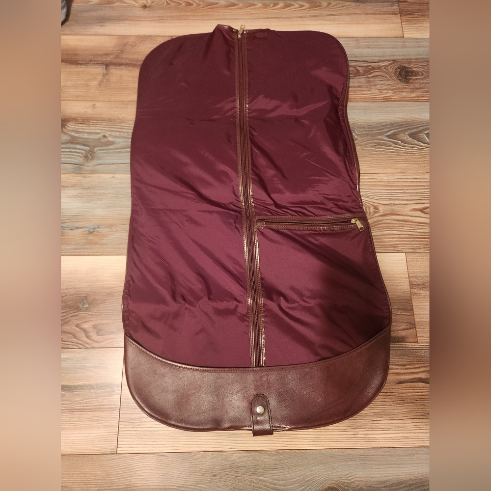 American Tourister Garment Bag
